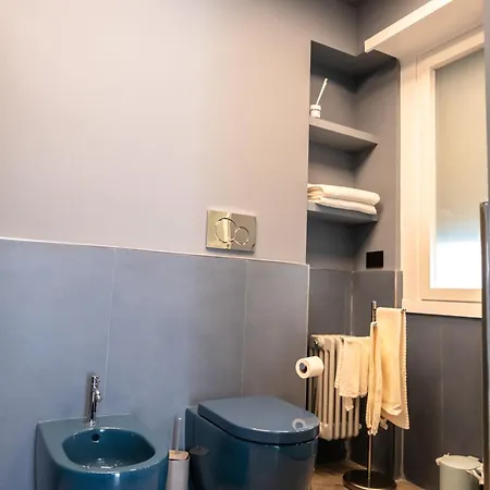 Zampieri House Blu منزل للإقامة روما